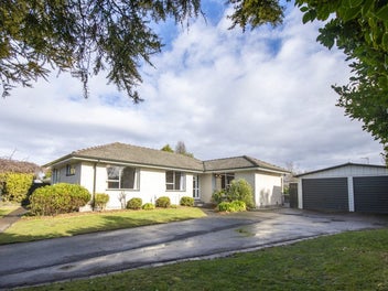 14 Tralee Place, Bishopdale, Christchurch
