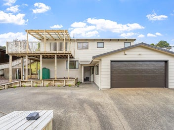 52A D'Oyly Drive, Stanmore Bay, Whangaparaoa