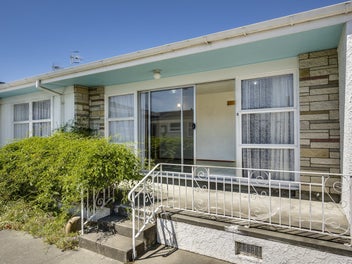 2/45 Riverbend Road, Onekawa, Napier