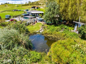 2305 State Highway 12, Paparoa