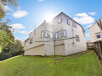 1/51 Noeleen Street, Glenfield, Auckland