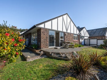 28A Halswater Drive, Churton Park, Wellington