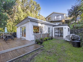 40 Tikao Bay Road, Wainui, Akaroa