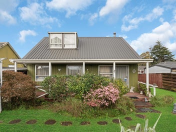 11B Honey Place, Weymouth, Auckland