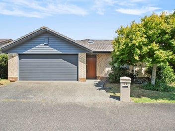 13/1 Piriti Drive, Te Atatu Peninsula, Auckland