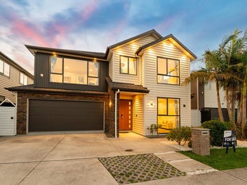 11 Castlebane Drive, Flat Bush, Auckland