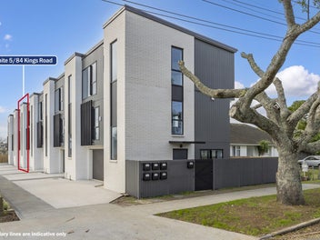 5/84 Kings Road, Panmure, Auckland