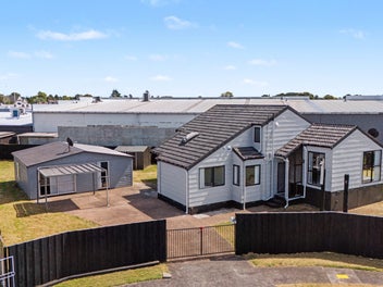6 Albert Road, Manukau, Auckland