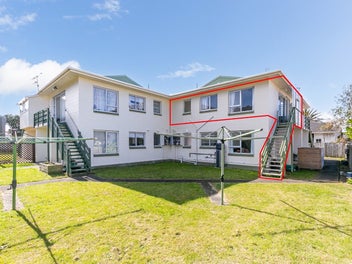 13/154 Onepu Road, Lyall Bay, Wellington