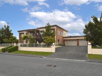99 Penruddock Rise, Westmorland, Christchurch