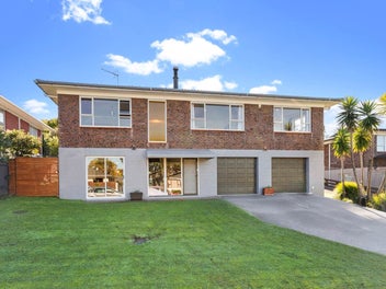 18 Nui Mana Place, Te Atatu South, Auckland