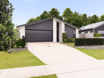 29 Tiria Drive, Papamoa Beach, Papamoa