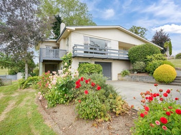 15 Hughies Lane, Otautau, Otautau
