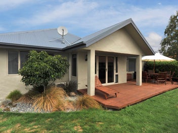 9 James Place, Richmond