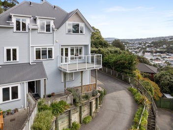 8A Awa Road, Miramar, Wellington