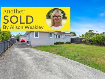26 Courtenay Crescent, Mangere East, Auckland