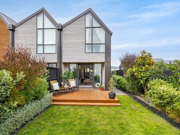 11/129 SHERBORNE STREET, St Albans, Christchurch