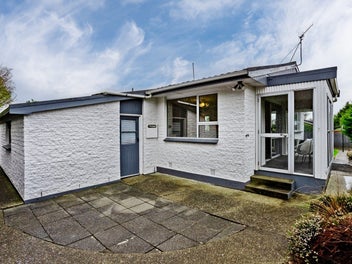 2/12 Catherine Street, Windsor, Invercargill