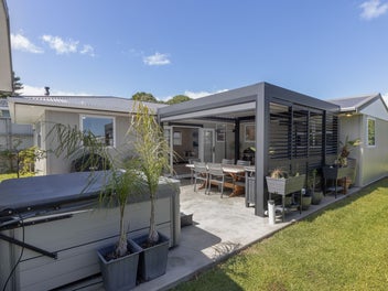 2 Martin Road, Paraparaumu Beach, Paraparaumu