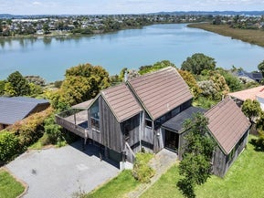 183 West Harbour Drive, West Harbour, Auckland