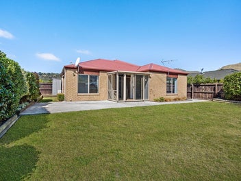 23 Wendy Place, Heathcote Valley, Christchurch