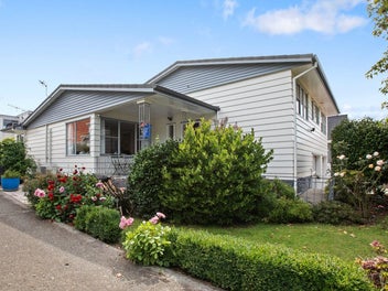 71 Queens Grove, Hutt Central, Lower Hutt