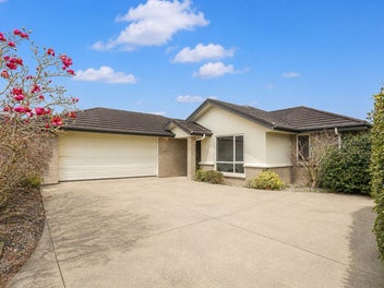 7 Millie Place, Huntington, Hamilton