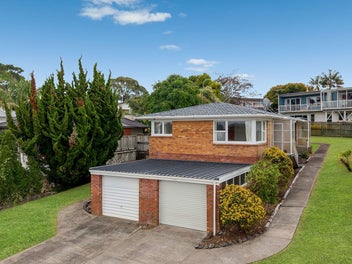 1/16 Portadown Avenue, Pakuranga Heights, Auckland