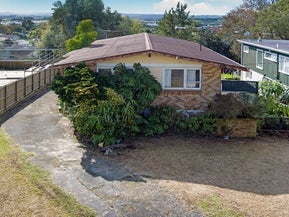 34 Royal Road, Massey, Auckland
