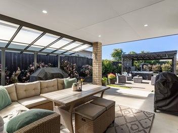 6 Artists Avenue, Beachlands, Auckland