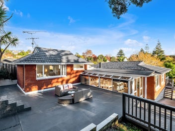 21 Liston Crescent, Cockle Bay, Auckland