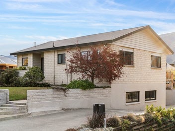 32 Hood Crescent, Arrowtown, Arrowtown