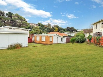 529 Broadway, Strathmore Park, Wellington