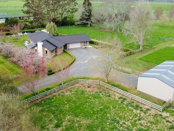 75 Robson Road, Ngahinapouri, Hamilton