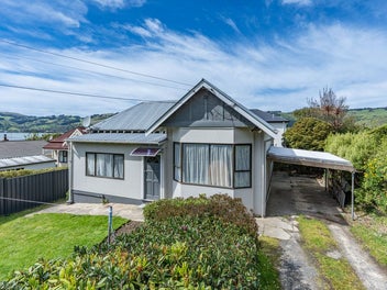 7 Athol Place, Ravensbourne, Dunedin