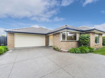 10 Cyclamen Place, Aidanfield, Christchurch