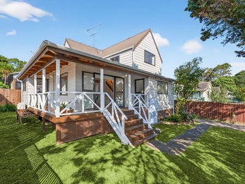 2/36 Gatman Street, Birkdale, Auckland