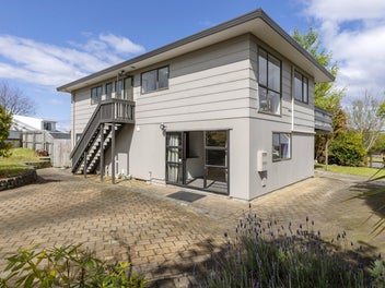 35 Grace Crescent, Richmond Heights, Taupo