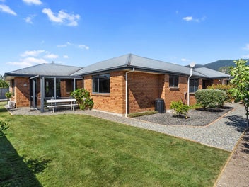 19 Best Place, Stoke, Nelson