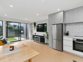638 Massey Road, Mangere, Auckland