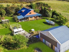 989 Wilsons Lead Road, Westport