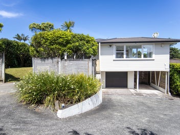 20 Waione Avenue, Te Atatu Peninsula, Auckland