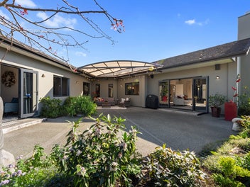 240 Castlewold Drive, Bethlehem, Tauranga