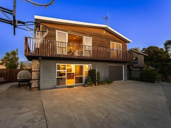 12B Kohutuhutu Road, Raumati Beach, Paraparaumu