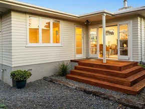 8 Esmeralda Avenue, Avondale, Auckland