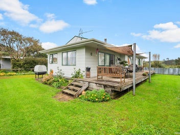 10 Mackinnon Road, Waiuku