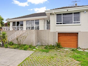 423B Blockhouse Bay Road, Blockhouse Bay, Auckland