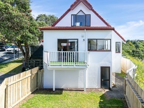 2 Kaikoura Street, Maupuia, Wellington