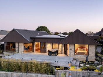 9 Aylesbury Terrace, Otumoetai, Tauranga