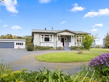 86 Mcgowan Road, Karioitahi, Waiuku